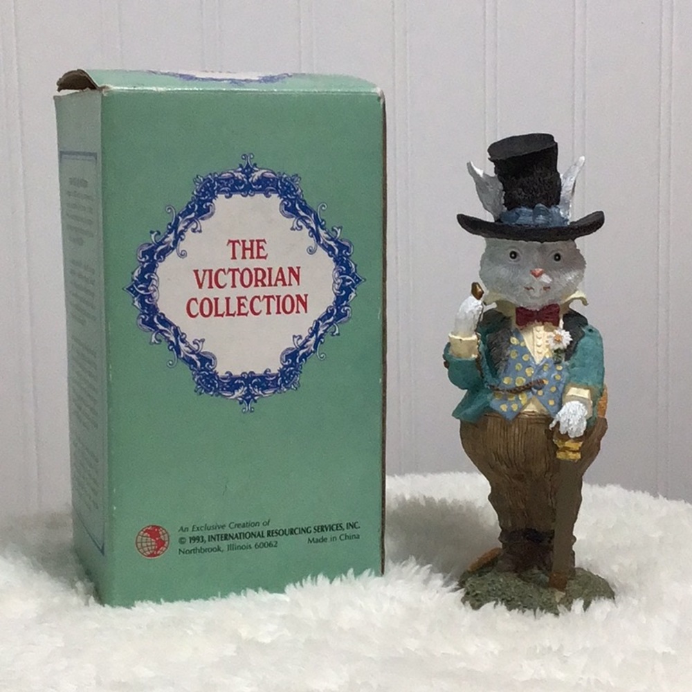 1993 Victorian Easter Bunny Edward Carrots